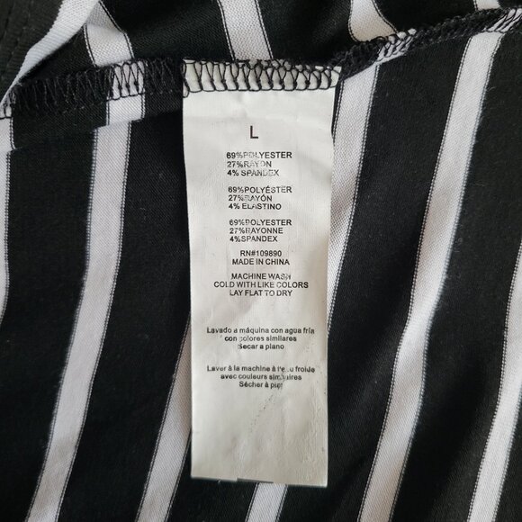 Summer Knit Maxi Dress by Seven7 - Picture 6 of 7